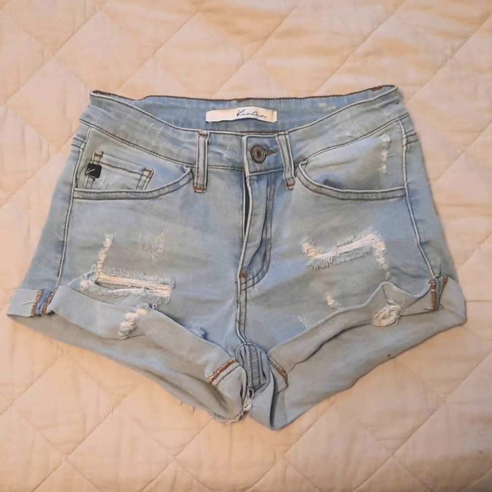 Girls size 1 distressed cuffed jean shorts